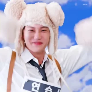 🐻 emoji Kai Telegram sticker 14 of 14
