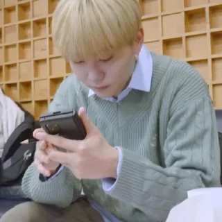 Sticker from @STIKERSVT : Seungkwan The Reason Recording Behind