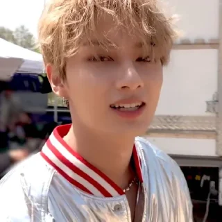 🌵 emoji @STIKERSVT : SEVENTEEN ‘HOT’ M/V BEHIND THE SCENES Telegram sticker 3 of 57