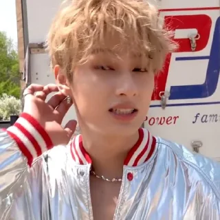 🌵 emoji @STIKERSVT : SEVENTEEN ‘HOT’ M/V BEHIND THE SCENES Telegram sticker 2 of 57