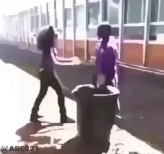 Sticker from Andrómeda's video pack (@HoshinoXproBot)