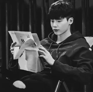 🔗 emoji Lee Jong suk,, @SoulFullOfSunshine Telegram sticker 2 of 35