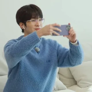 🧊 emoji @STIKERSVT : Wonwoo The Truman Show of Mr. SVT's #1 Telegram sticker 7 of 30