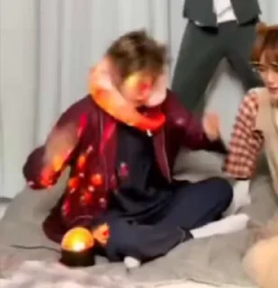 Sticker from TXT Funny @txtinfobr