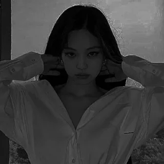 Sticker from — Jennie dark by @sxxayy
