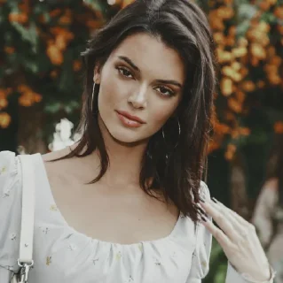 Sticker from Kendall Jenner @Kimchaaarca