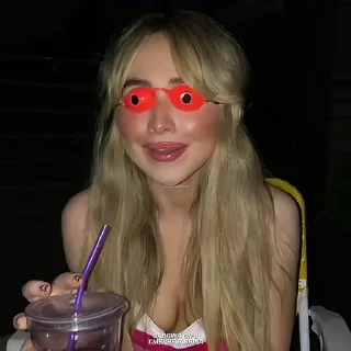 ❤️ emoji sabrina carpenter by @gifsabrina. Telegram sticker 22 of 76