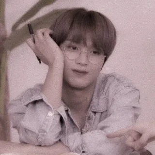Sticker from haechan by @stickernct
