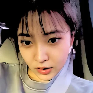 Sticker from yeri by : @muffinsticker