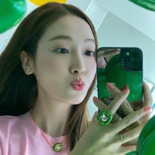 😘 emoji sue Telegram sticker 3 of 120