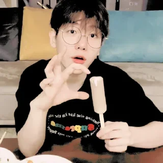 Sticker from ⌕ ⦂ Baekhyun @roleplaysticker