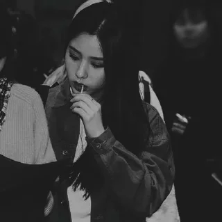 ✖️ emoji ;Heejin Telegram sticker 14 of 75