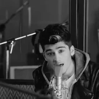 Sticker from — Zayn Malik ᎓ @OrbSticker ː 🕸៹