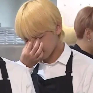 🙄 emoji Kim Taehyung Telegram sticker 8 of 40