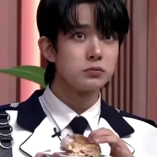 😶 emoji Heeseung • @mstypc Telegram sticker 23 of 50