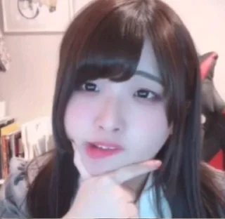 🤔 emoji 笑希希 Telegram sticker 1 of 35