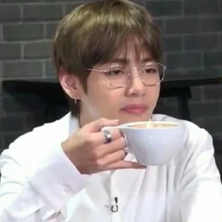 🥤 emoji Kim Taehyung Telegram sticker 20 of 40