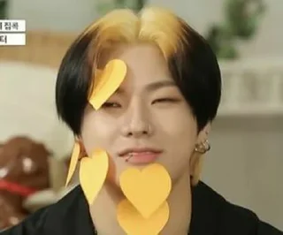 Sticker from aodh as hanse (@ghiblio)
