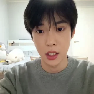 🐰 emoji @bestending as kim doyoung Telegram sticker 10 of 60
