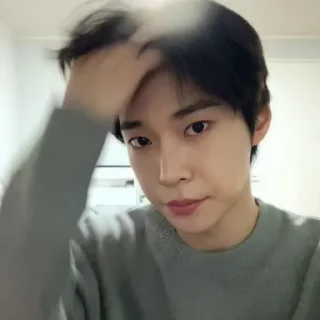 🐰 emoji @bestending as kim doyoung Telegram sticker 19 of 60
