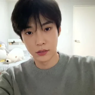 🐰 emoji @bestending as kim doyoung Telegram sticker 9 of 60