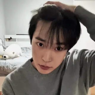 🐰 emoji @bestending as kim doyoung Telegram sticker 17 of 60
