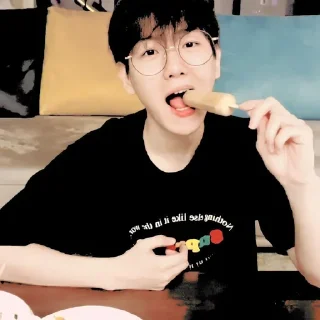 Sticker from ⌕ ⦂ Baekhyun @roleplaysticker