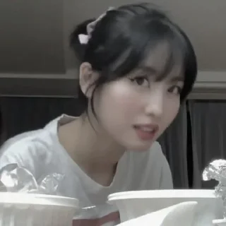 💃 emoji momo twice by : @muffinsticker Telegram sticker 6 of 25