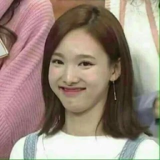 😁 emoji 🍬🍭💖 TWICE MEMES 💖🍭🍬 Telegram sticker 19 of 57