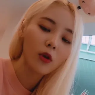 ✨ emoji jinsoul, jung! Telegram sticker 7 of 62