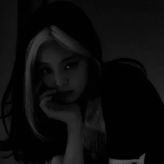 ⛸️ emoji — Jennie dark by @sxxayy Telegram sticker 17 of 21