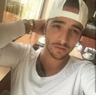 😌 emoji maluma by @LowQualityFamily Telegram sticker 7 of 9
