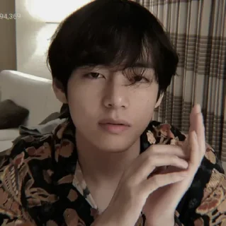 Sticker from ✰KIM TAEHYUNG ¦ @PLUMPBABIES