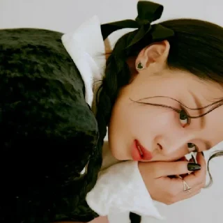 🙃 emoji Aran¥ Fifty fifty (QueenLisa_509) Telegram sticker 13 of 50