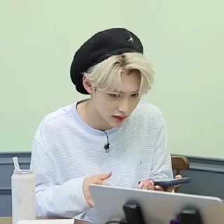 🌁 emoji Felix, Telegram sticker 22 of 92