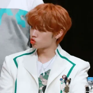 〰 emoji 'SUN WOO' Telegram sticker 16 of 34