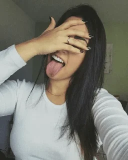 😝 emoji ★᭄ꦿ᭄ꦿMøɾєɲɑ ɖєłɨɔɑɖɑ★᭄ꦿ᭄ꦿ Telegram sticker 18 of 56