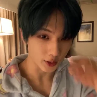 🦜 emoji Jisung 3.0 by @aratickers Telegram sticker 18 of 50
