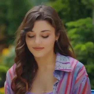 🕊 emoji ャ. Hande Erçel ；@Unince . Telegram sticker 16 of 50