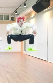 🐸 emoji minion hongjoong Telegram sticker 21 of 62