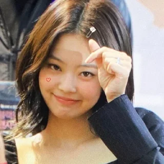 ♥️ emoji ⃟◇JENNIE → @BlackPink_Stickerr4 ⬾ Telegram sticker 2 of 55