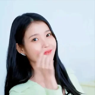 🦜 emoji IU 2.0 by @aratickers Telegram sticker 17 of 46