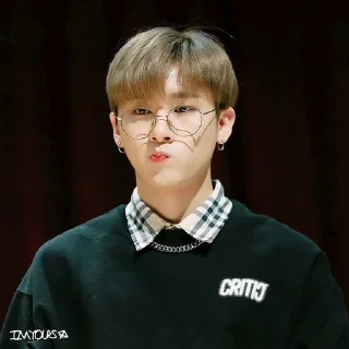 🪑 emoji changkyun monsta x Telegram sticker 21 of 23