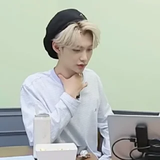 🌁 emoji Felix, Telegram sticker 5 of 92