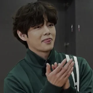 Sticker from ㅤ⌦ TAEHYUNG @XXMAFIAWEB