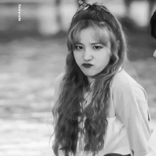 🎫 emoji `Yuqi Telegram sticker 6 of 30