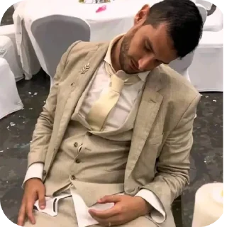 🧥 emoji Adrián Marcelo by Mila Telegram sticker 21 of 44