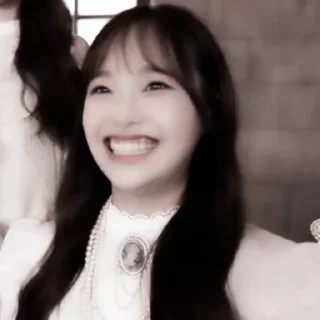 🍙 emoji Chuu loona | @stickernct Telegram sticker 23 of 26