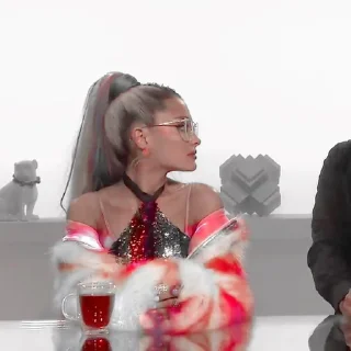 Sticker from ☁️ 🍭˖ ࣪ ꒷ ꐑꐑ @stikerarianagrandee