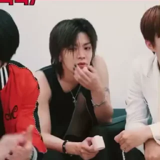 Sticker from Yuta by @aratickers